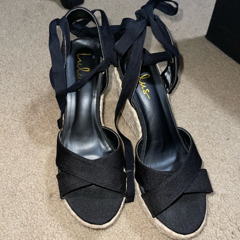 Lulus Wedges - Picture 3 of 5